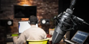 🎙️ How Podcasts Are Changing the Way We Consume News